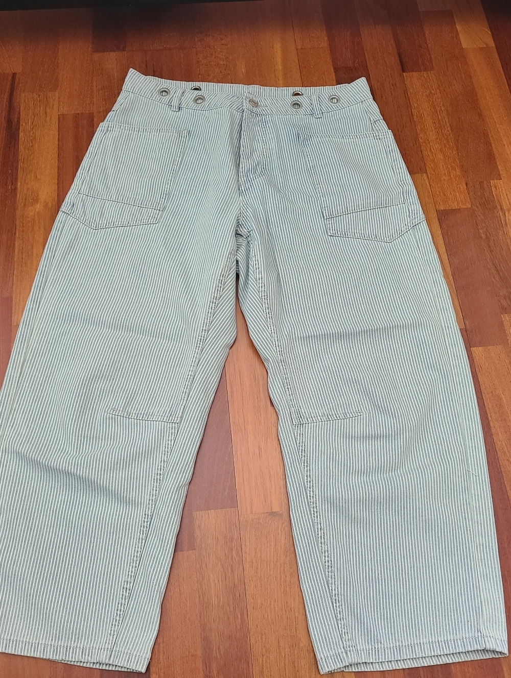 Jeans Barrel Aaron & Amber Blue & White Vertical Stripe  Size L